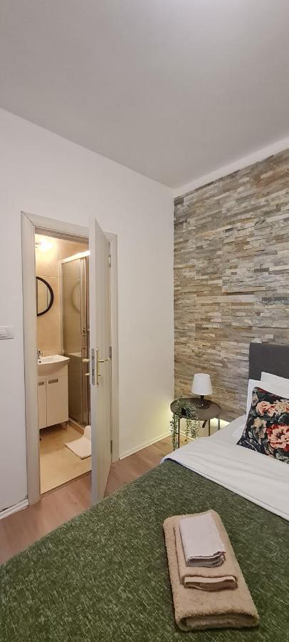 Minicity Inn Belgrade Exterior photo